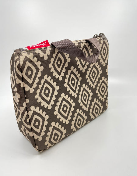 NECESER DE BAÑO DIAMOND